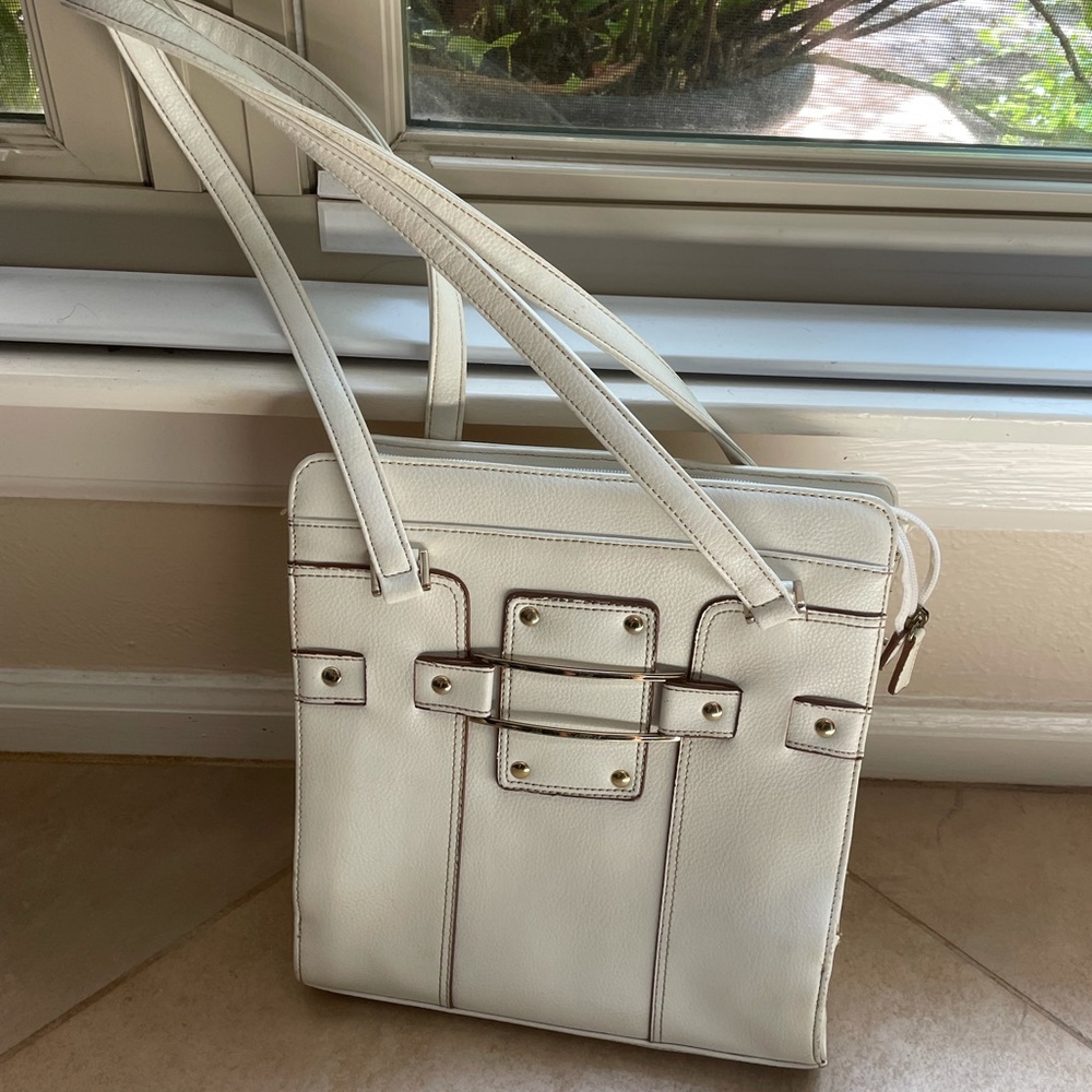 White & Gold Liz Claiborne Bag